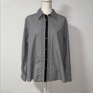 WRINKLE FREE Gray Button-Up Shirt